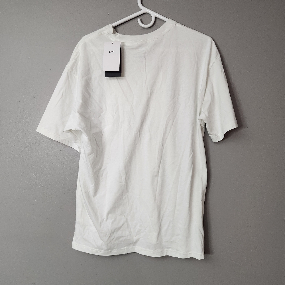 Nike Sole Precision Harmonic Game Basketball  Mens Medium T-Shirt white NWT - Picture 3 of 8